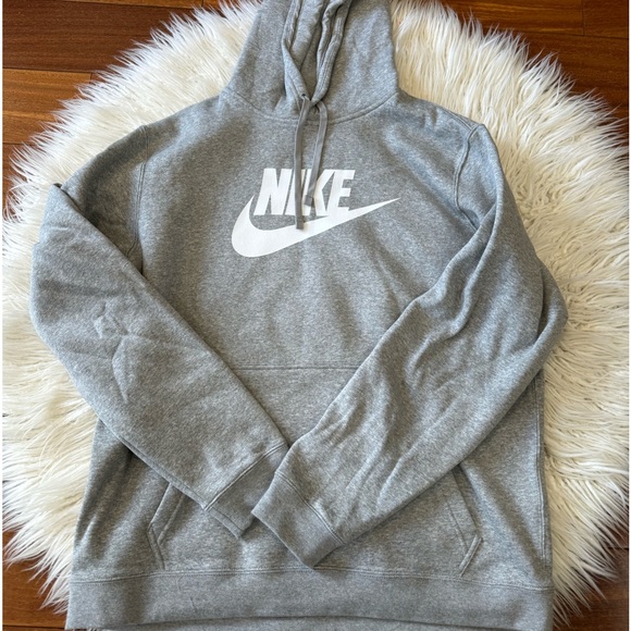 New🌿Nike Graphic Pullover Hoodie - Picture 4 of 7